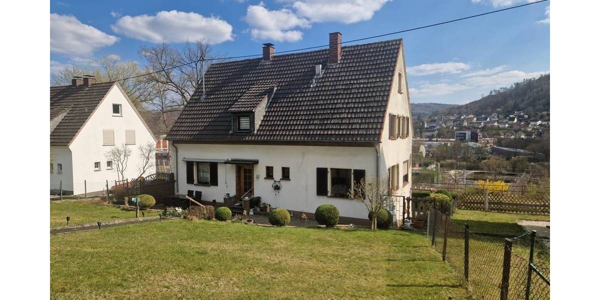 Einfamilienhaus Siegen Niederschelden - 7 Zimmer, 154 m&sup2;, 275.000&euro; | Angebot:26204539