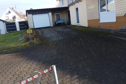 Haus Malberg - 8 Zimmer, 160 m&sup2;, 145.000&euro; | Angebot:25393674