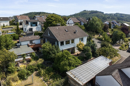 Haus Bad Laasphe - 6 Zimmer, 183 m&sup2;, 336.000&euro; | Angebot:25775252