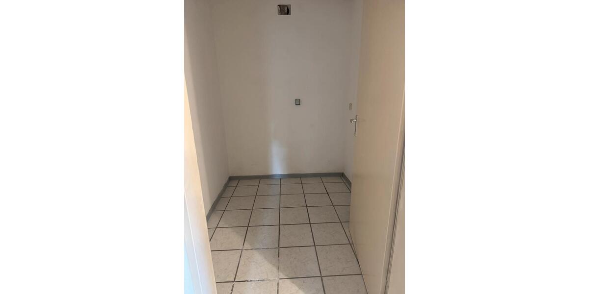 Erdgeschoßwohnung Siegen Kaan-Marienborn - 3 Zimmer, 80 m&sup2;, 650&euro; | Angebot:26238312