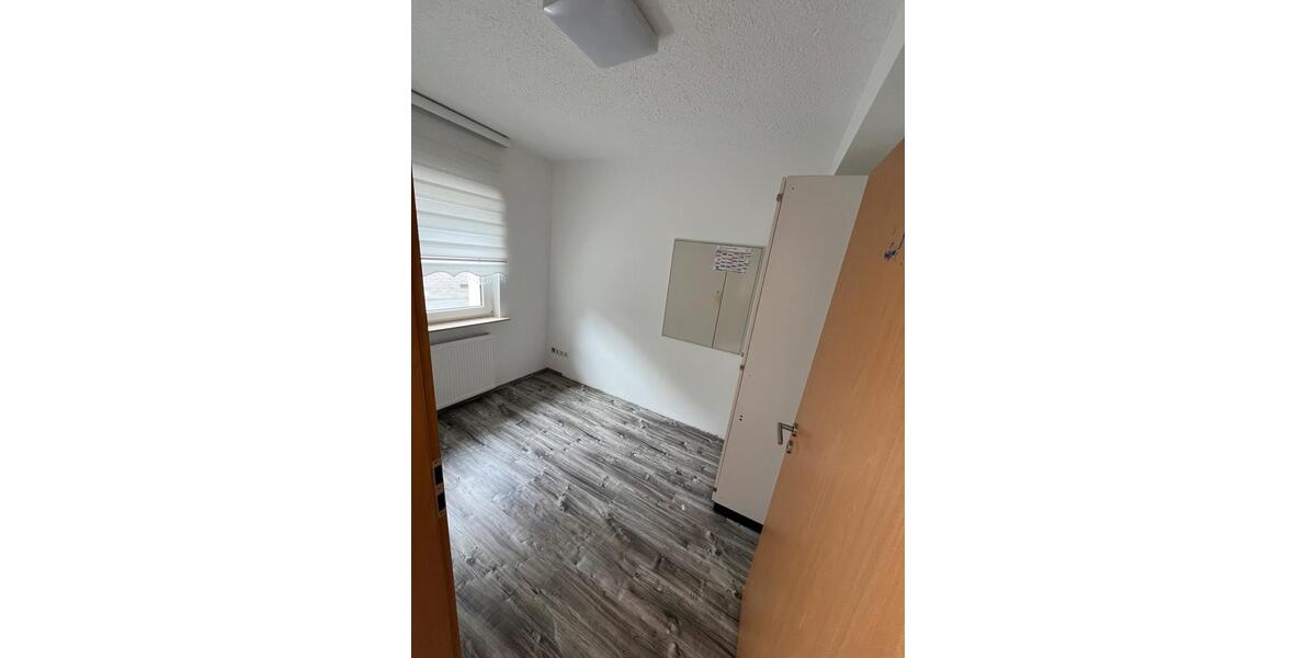 Mehrfamilienhaus, Wohnhaus Hellenhahn-Schellenberg Schellenberg - 8 Zimmer, 202 m&sup2;, 300.000&euro; | Angebot:26042285