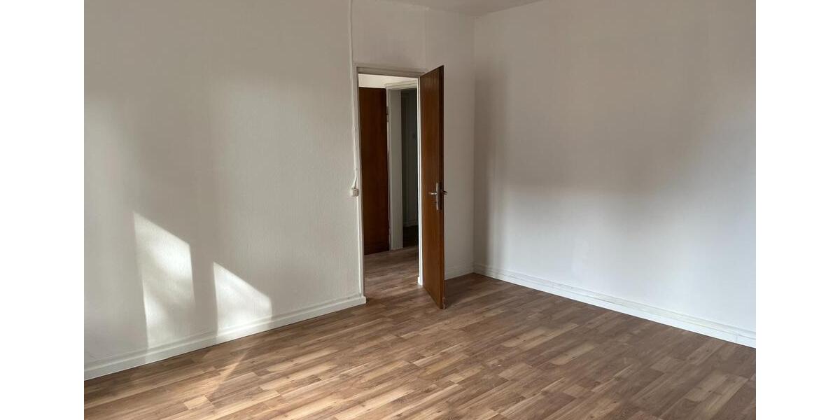 Etagenwohnung Siegen - 4 Zimmer, 93 m&sup2;, 1.050&euro; | Angebot:24785421