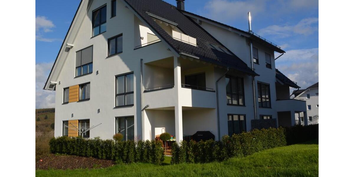 Etagenwohnung Siegen Kaan-Marienborn - 4 Zimmer, 138 m&sup2;, 510.000&euro; | Angebot:23727508