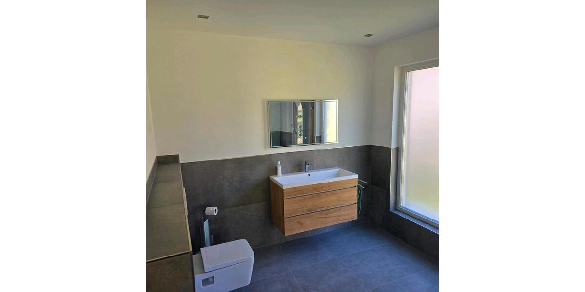 Erdgeschoßwohnung Niederfischbach - 3 Zimmer, 90 m&sup2;, 900&euro; | Angebot:26621572