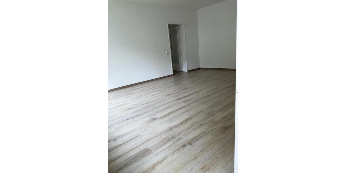 Erdgeschoßwohnung Neunkirchen - 3 Zimmer, 74 m&sup2;, 479&euro; | Angebot:26356332