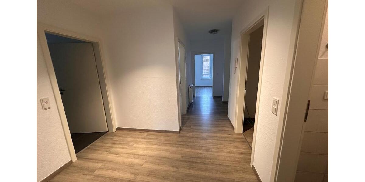 Etagenwohnung Hachenburg - 3 Zimmer, 95 m&sup2;, 807&euro; | Angebot:25543090