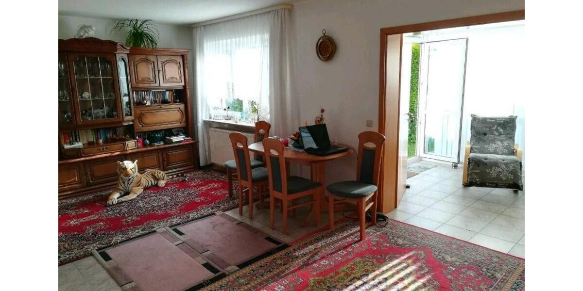 Einfamilienhaus Siegen - 7 Zimmer, 140 m&sup2;, 340.000&euro; | Angebot:25794371