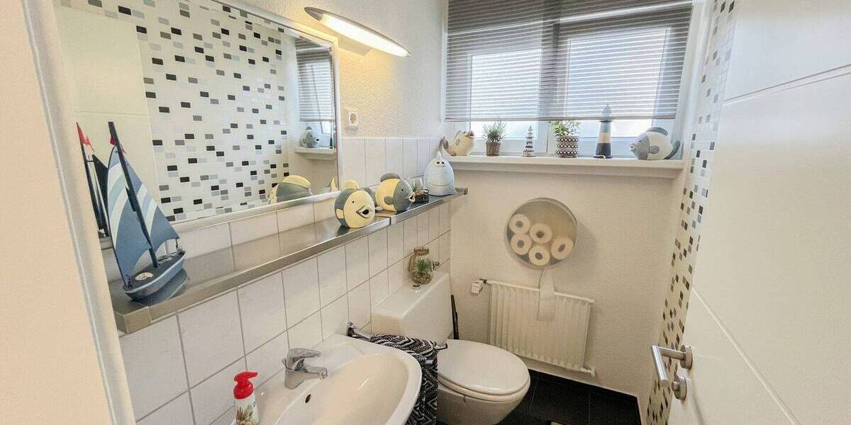 Etagenwohnung Kreuztal - 4 Zimmer, 121 m&sup2;, 299.000&euro; | Angebot:26015121