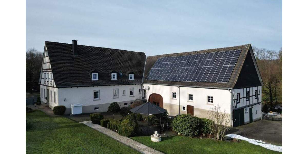 Bauernhaus, Landhaus Olpe Rhonard - 1 Zimmer, 390 m&sup2;, 1.280.000&euro; | Angebot:25666276