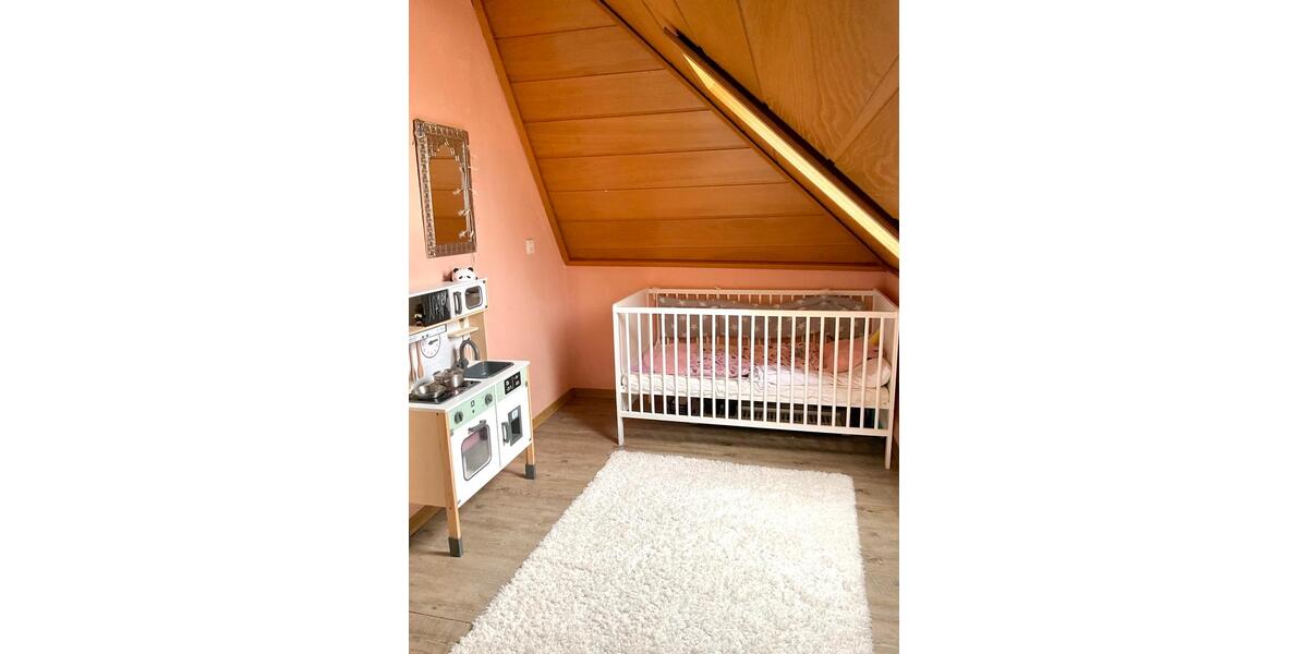 Dachgeschoßwohnung Kirchhundem - 3 Zimmer, 60 m&sup2;, 118.000&euro; | Angebot:27096125