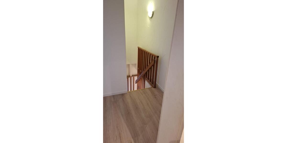 Maisonettenwohnung Siegen Eiserfeld - 4 Zimmer, 130 m&sup2;, 950&euro; | Angebot:25920039