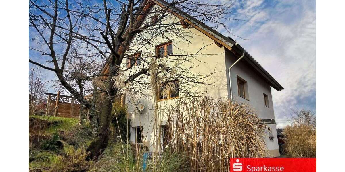 Einfamilienhaus Siegen - 7 Zimmer, 198 m&sup2;, 479.000&euro; | Angebot:25377442