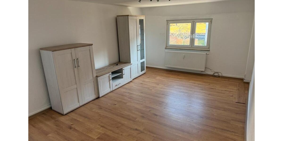 Etagenwohnung Herborn - 3 Zimmer, 65 m&sup2;, 590&euro; | Angebot:25754997