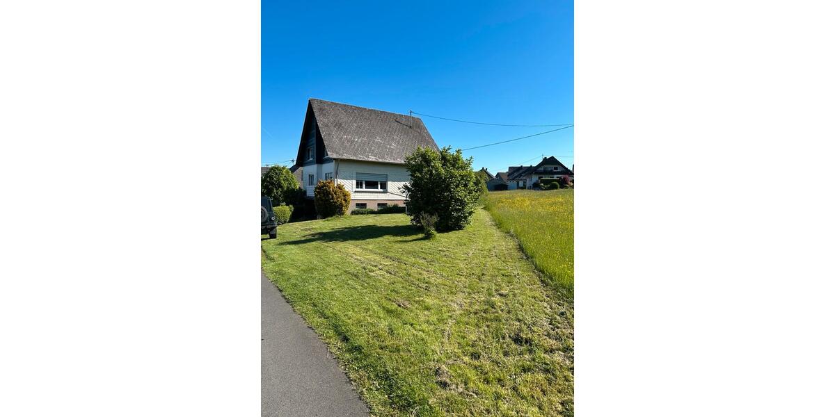 Einfamilienhaus Weitefeld - 6 Zimmer, 131 m&sup2;, 165.000&euro; | Angebot:26688687