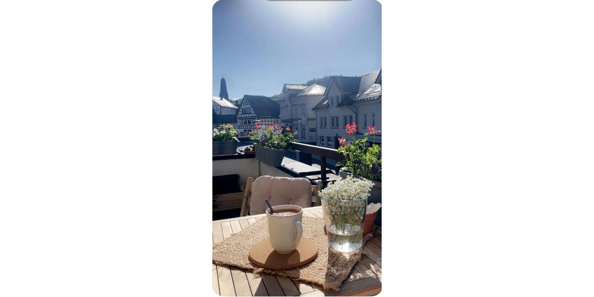 Etagenwohnung Bad Laasphe - 7 Zimmer, 155 m&sup2;, 800&euro; | Angebot:26041684