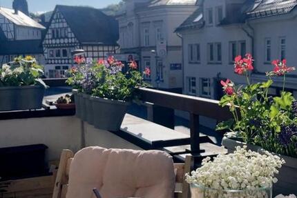 Wohnung Bad Laasphe - 7 Zimmer, 155 m&sup2;, 800&euro; | Angebot:26041684