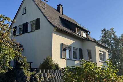 Haus Kreuztal - 4 Zimmer, 127 m&sup2;, 295.000&euro; | Angebot:24696943