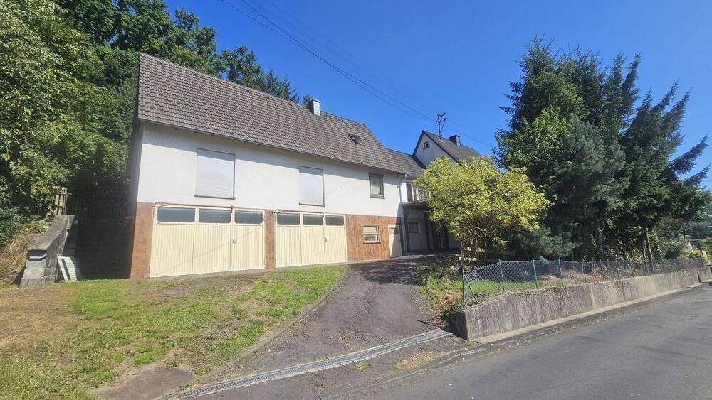 Einfamilienhaus Daaden - 7 Zimmer, 150 m&sup2;, 249.000&euro; | Angebot:25691816