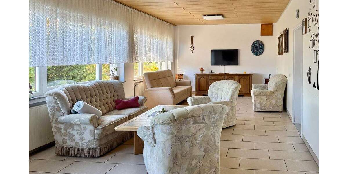 Mehrfamilienhaus, Wohnhaus Kroppach - 8 Zimmer, 285 m&sup2;, 495.000&euro; | Angebot:25819917
