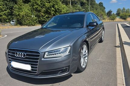 Audi A8 222.432 km 19.990 &euro; Siegen 57074