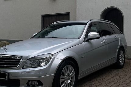 Mercedes-Benz C 220 198.000 km 8.499 &euro; Siegen 57078