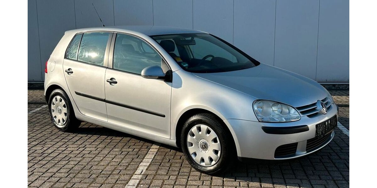 VW Golf 176.696 km 3.699 &euro; Kreuztal 57223