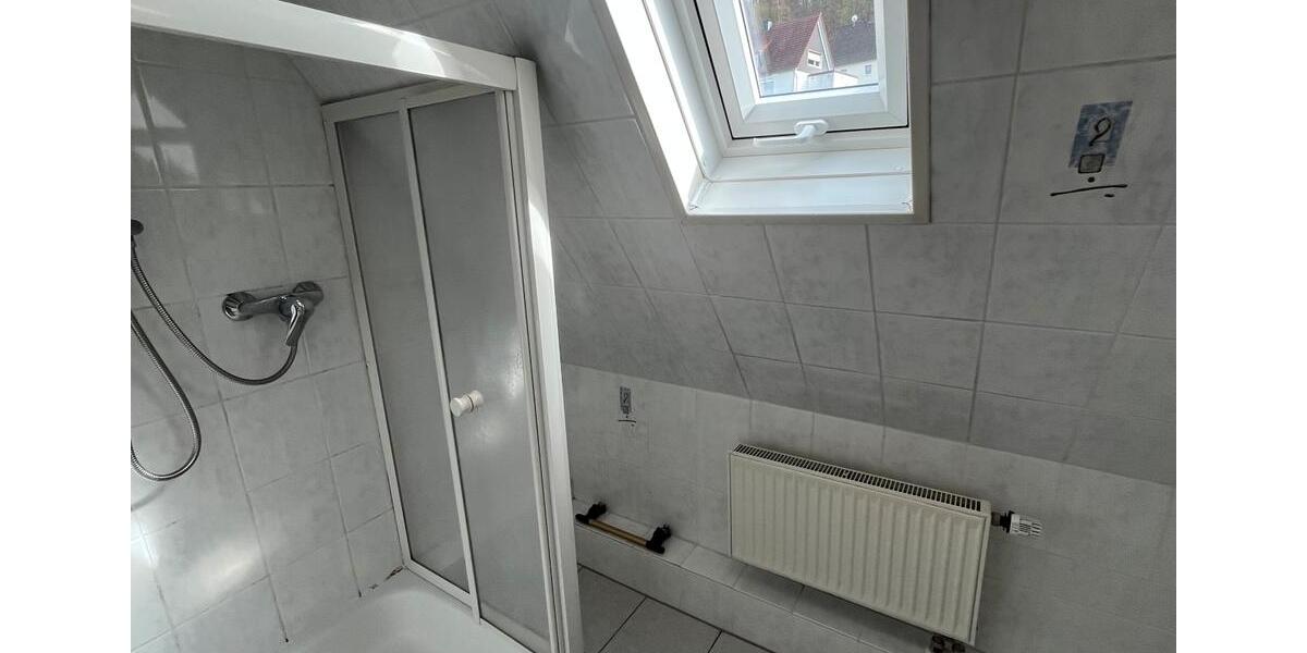 Doppelhaushälfte Siegen Eiserfeld - 4 Zimmer, 105 m&sup2;, 180.000&euro; | Angebot:26049519