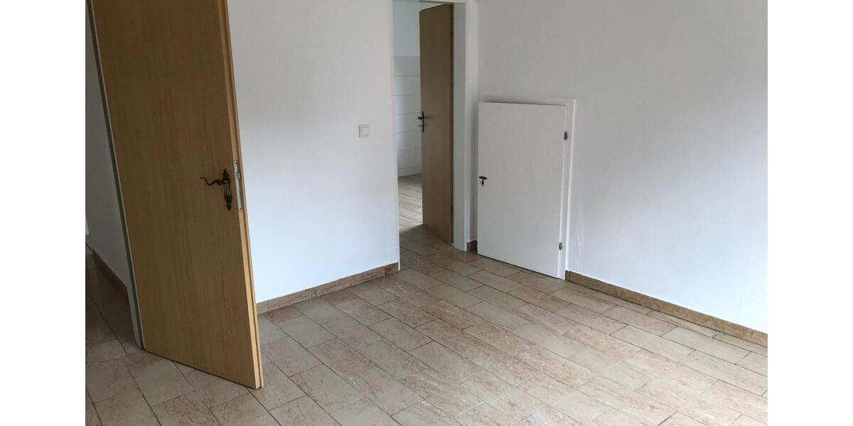Dachgeschoßwohnung Weitefeld - 3.5 Zimmer, 80 m&sup2;, 660&euro; | Angebot:25931550