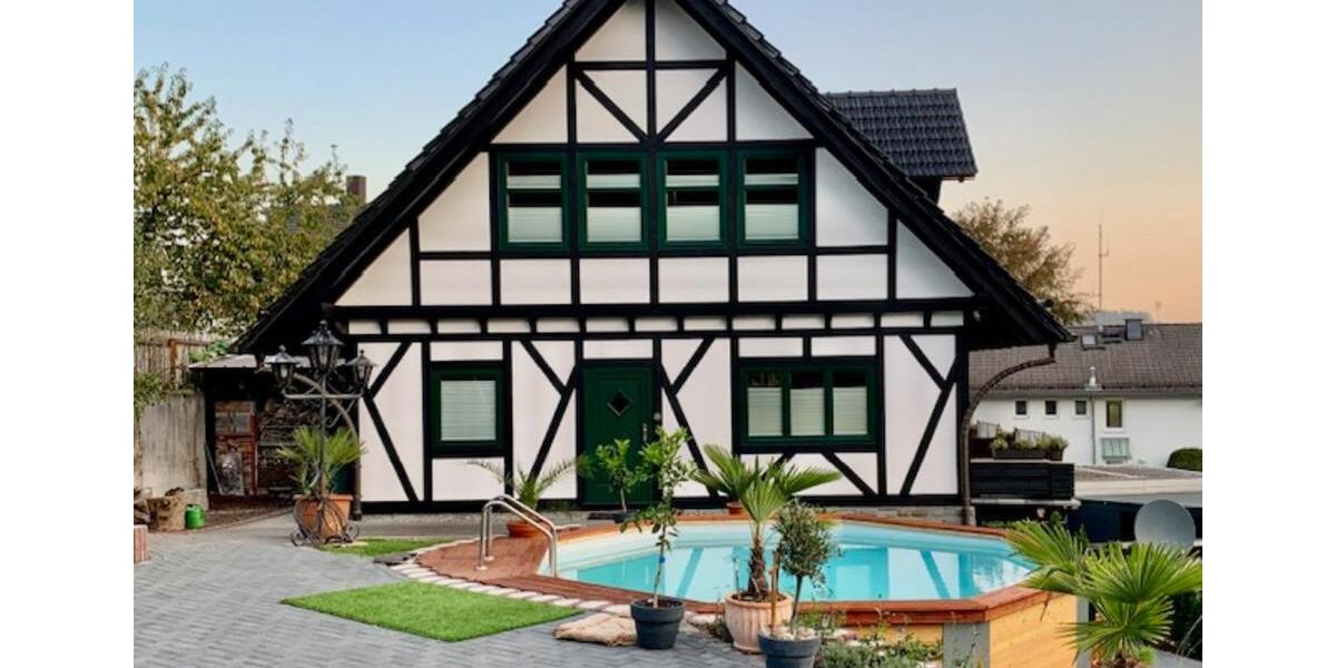 Einfamilienhaus Wissen - 10 Zimmer, 289 m&sup2;, 599.000&euro; | Angebot:25712086