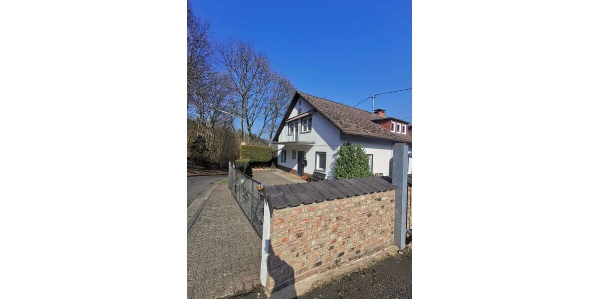 Einfamilienhaus Siegen Eiserfeld - 4 Zimmer, 103 m&sup2;, 249.000&euro; | Angebot:26100268