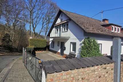 Haus Siegen Eiserfeld - 4 Zimmer, 103 m&sup2;, 249.000&euro; | Angebot:26100268