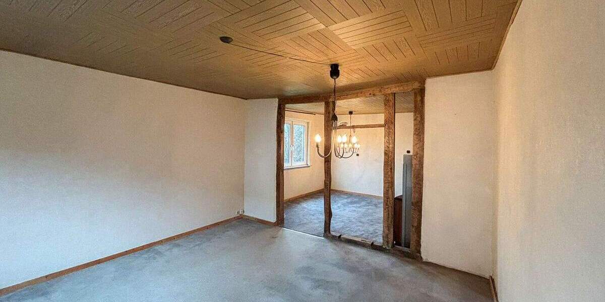 Einfamilienhaus Hamm VG - 7 Zimmer, 120 m&sup2;, 125.000&euro; | Angebot:25776417