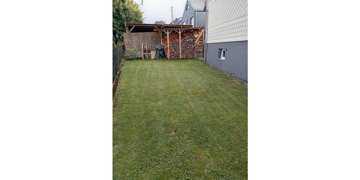Mehrfamilienhaus, Wohnhaus Elkenroth - 10 Zimmer, 145 m&sup2;, 212.000&euro; | Angebot:27063987