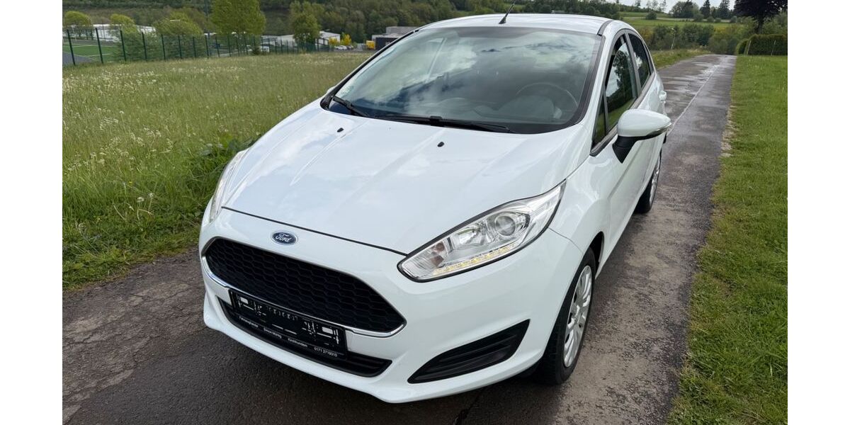 Ford Fiesta 75.000 km 5.990 &euro; Kirchhundem 57399