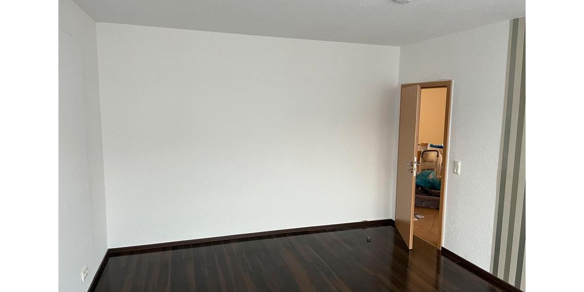 Etagenwohnung Siegen Weidenau - 3 Zimmer, 107 m&sup2;, 1.350&euro; | Angebot:25842747