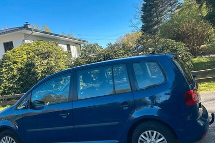 VW Touran 245.000 km 4.990 &euro; Kreuztal 57223