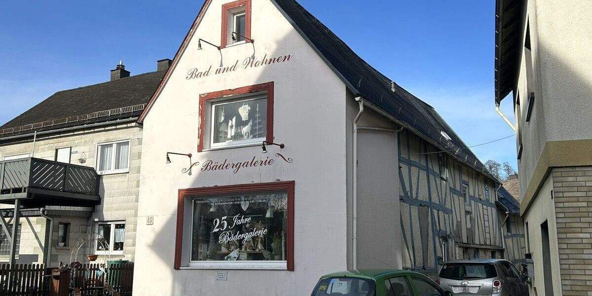 Mehrfamilienhaus, Wohnhaus Eschenburg / Hirzenhain Hirzenhain-Ort - 98.000&euro; | Angebot:25728149