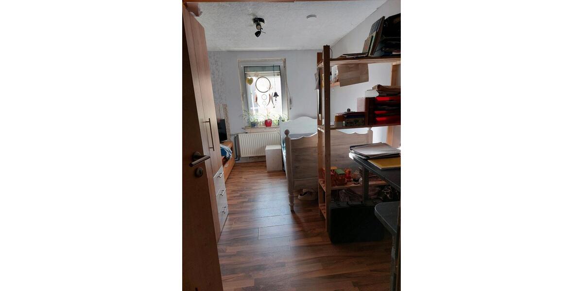 Etagenwohnung Dillenburg Niederscheld - 3 Zimmer, 75 m&sup2;, 600&euro; | Angebot:25956840