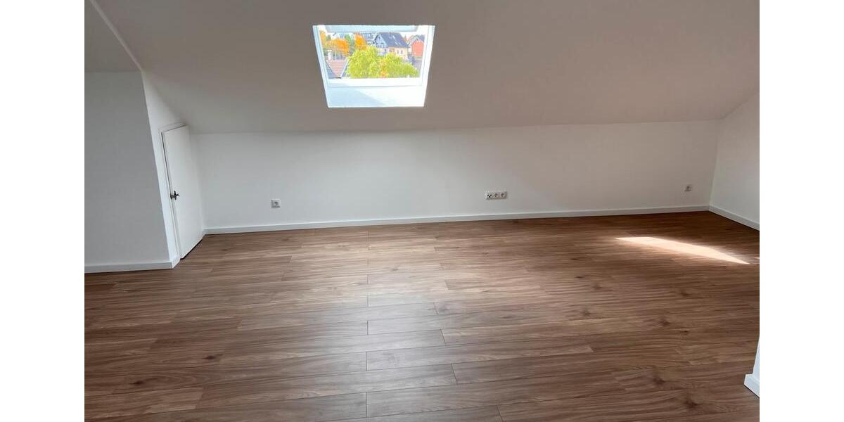 Dachgeschoßwohnung Elkenroth - 2 Zimmer, 70 m&sup2;, 580&euro; | Angebot:24355003