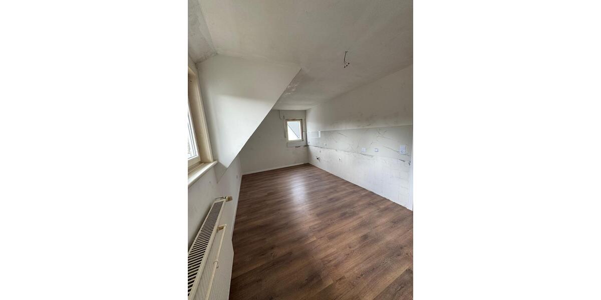 Etagenwohnung Siegen Weidenau - 2 Zimmer, 60 m&sup2;, 600&euro; | Angebot:25612797