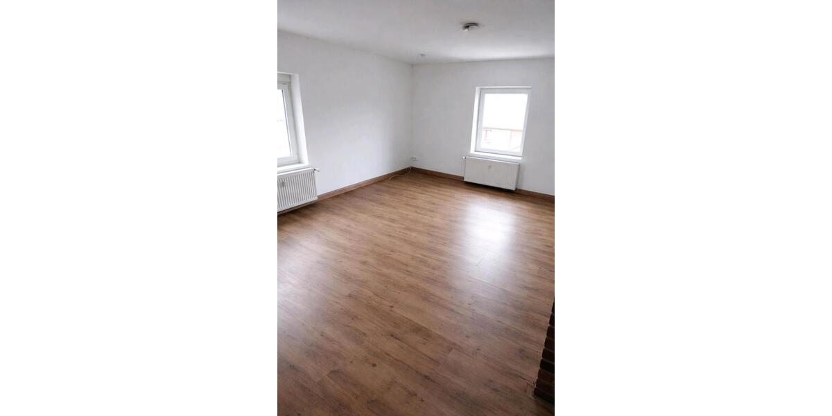 Etagenwohnung Unnau - 2 Zimmer, 80 m&sup2;, 550&euro; | Angebot:24754935