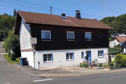 Haus Burbach - 6 Zimmer, 158 m&sup2;, 225.000&euro; | Angebot:26966777