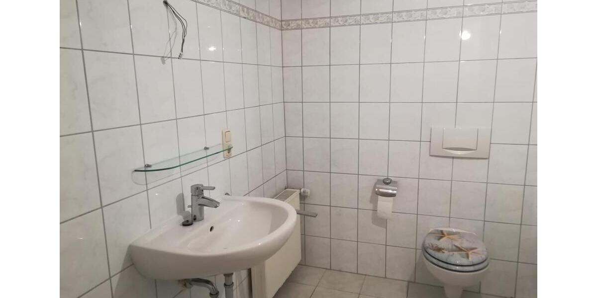 Dachgeschoßwohnung Siegen Dillnhütten - 3 Zimmer, 72 m&sup2;, 980&euro; | Angebot:26418889
