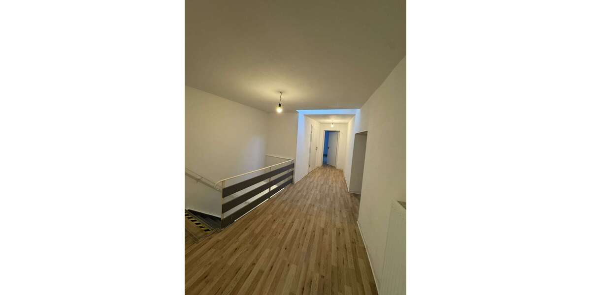 Etagenwohnung Hachenburg - 4 Zimmer, 104 m&sup2;, 832&euro; | Angebot:22209665