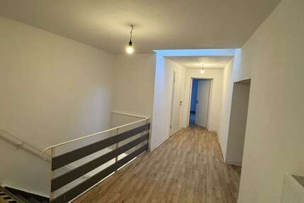 Wohnung Hachenburg - 4 Zimmer, 104 m&sup2;, 832&euro; | Angebot:22209665