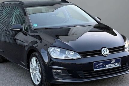 VW Golf 154.960 km 9.890 &euro; Siegen 57078