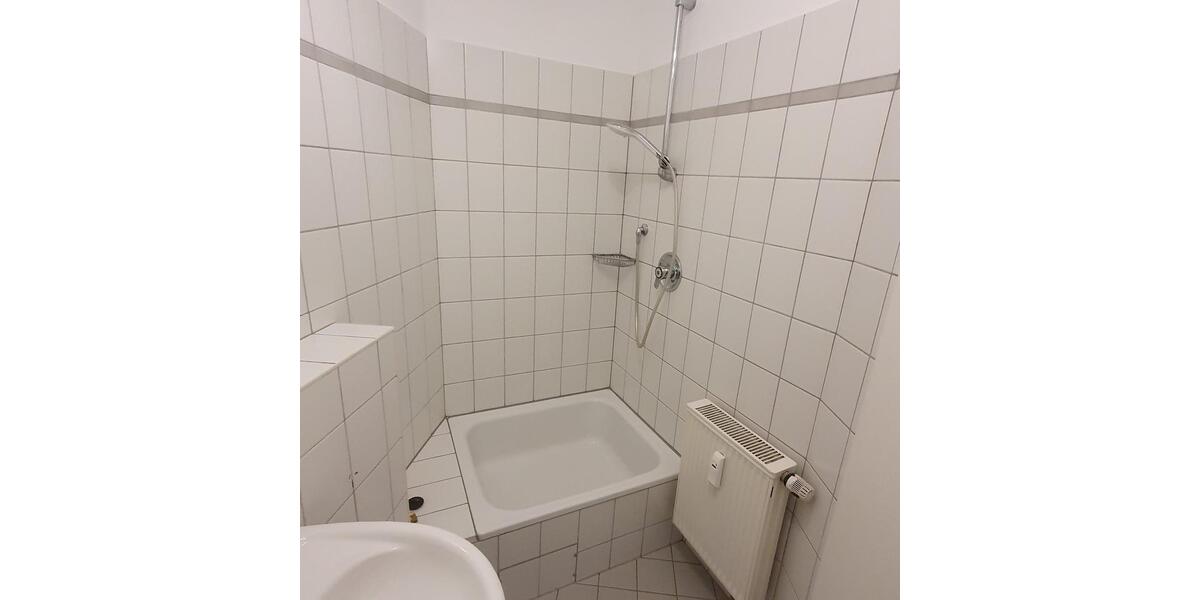 Etagenwohnung Siegen - 1 Zimmer, 27 m&sup2;, 305&euro; | Angebot:26020384