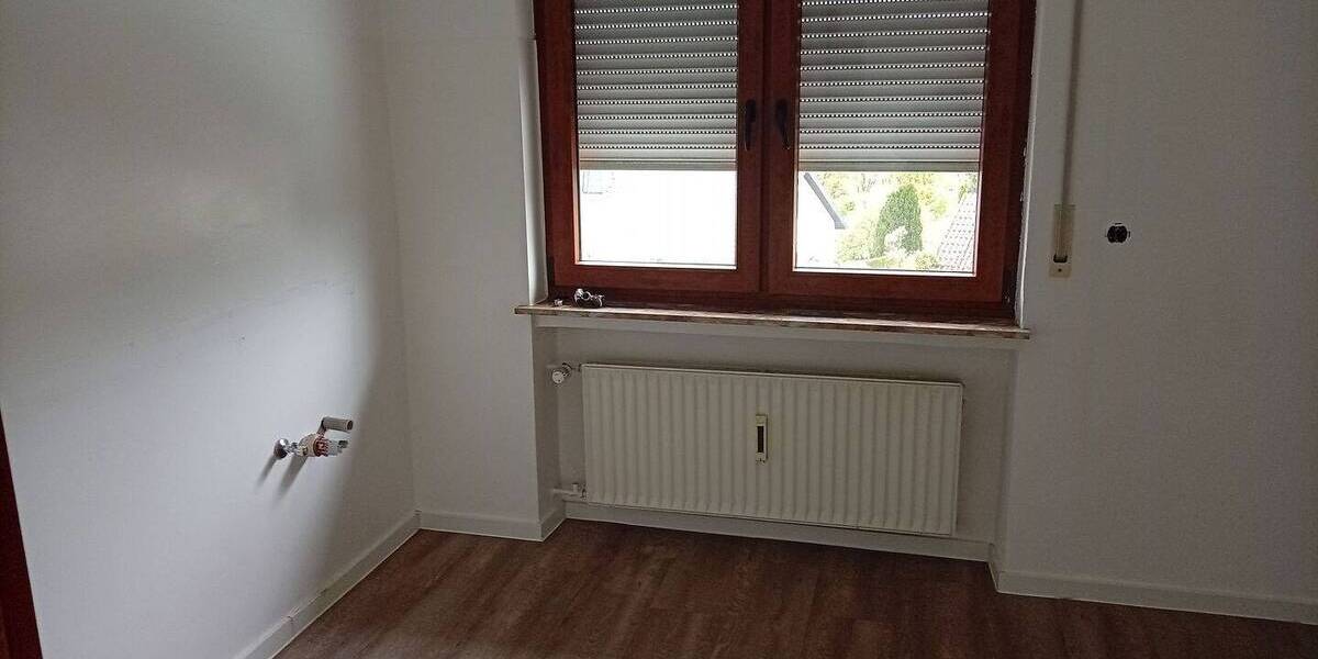 Etagenwohnung Haiger Niederroßbach - 5 Zimmer, 100 m&sup2;, 700&euro; | Angebot:26892789