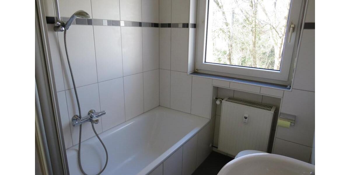 Etagenwohnung Netphen - 3 Zimmer, 82 m&sup2;, 656&euro; | Angebot:25933370