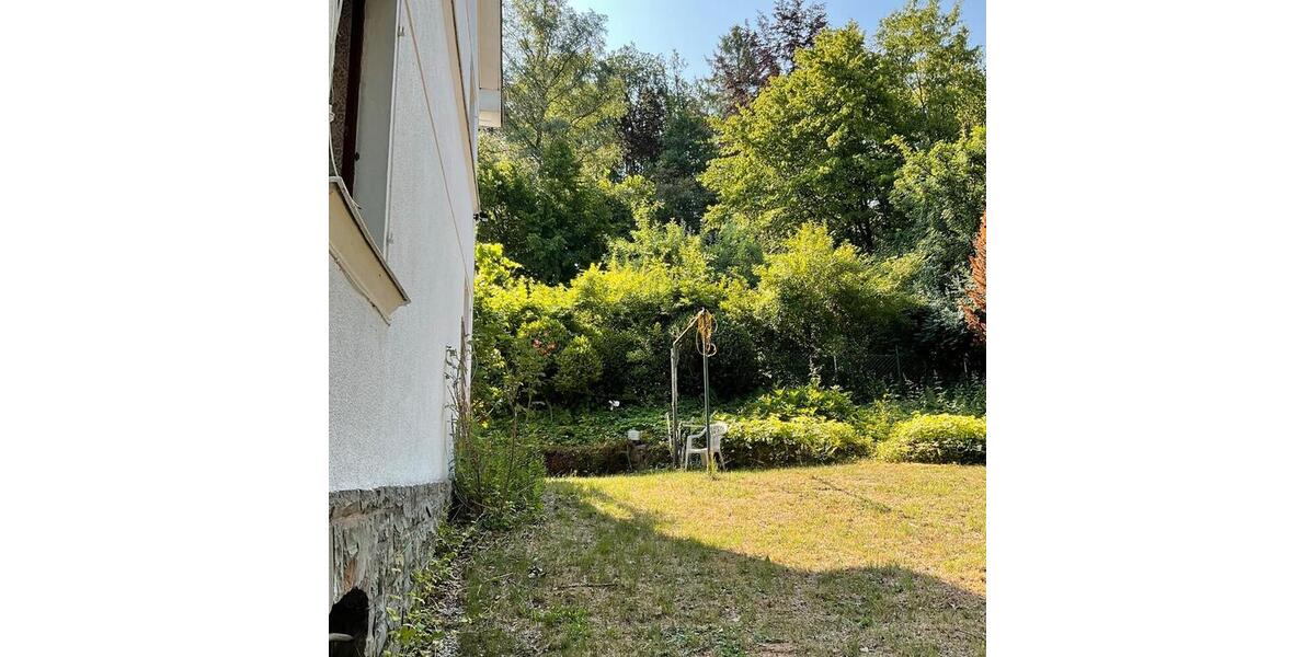 Einfamilienhaus Waldbröl - 8 Zimmer, 150 m&sup2;, 220.000&euro; | Angebot:26061112
